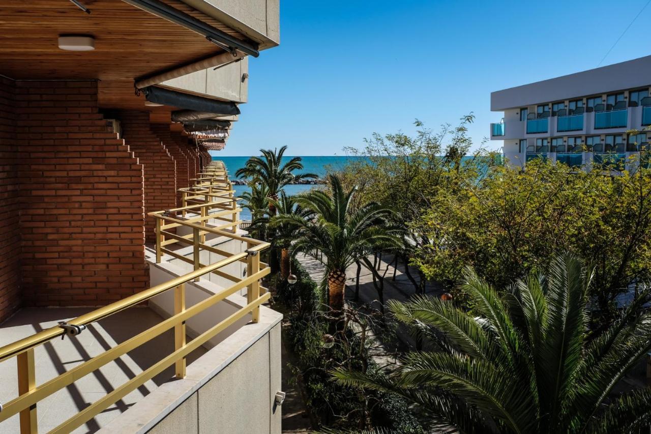 קמברילס Apartamentos Marina Sol De Espana מראה חיצוני תמונה